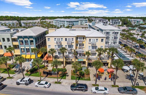 Gulf Place Condominio | AviaVista- Ocean View- Private Beach- Heated Pool
