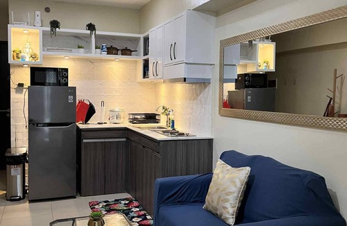 Lahug Condominio | Avida Riala Tower , Pool , Modern studio condo