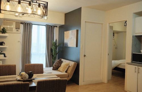 Guadalupe Apartamento | AVIDA TOWER 1 1909 · Modern Minimalist 1BR Condo in IT Park