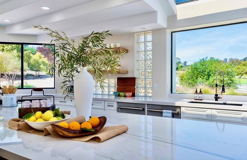 San Luis Obispo Casa | Avila Beach Estate: Exceptional Hope Ranch