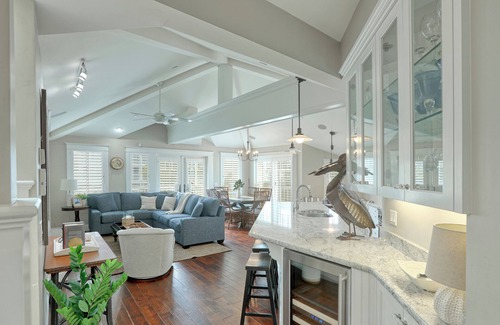 Avila Beach Condominio | Avila Good Life - A luxury 2 Bdrm condo 3 houses from beach with ocean views