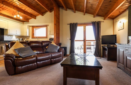 Tattershall Cabaña | Avocet Lodge