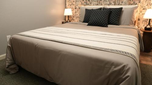 Avon Hotel | Avon Motel