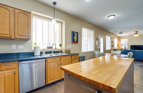 Crystal Gardens Casa | Avondale Abode: Pool, Lake Views & On-Site Fishing