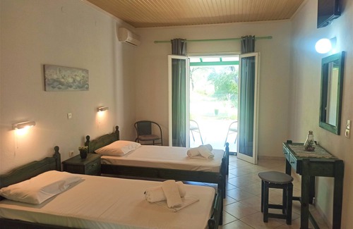 Kavos Apartamento | Avonlea Garden Studio A2