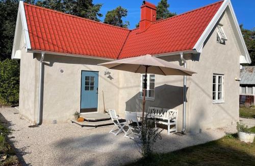 Tofta Casa | Avskilt nyrenoverat hus på stor naturtomt med närheten till både Visby och havet