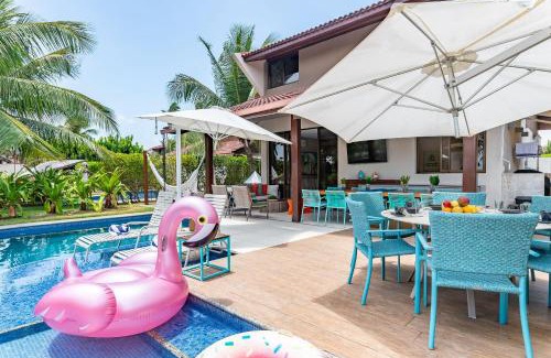 Porto de Galinhas Casa | Despierte todos sus sentidos en este encantador bungalow, situado en el corazón de un lujoso complejo costero. ¡Un refugio perfecto para quienes buscan comodidad y privacidad!