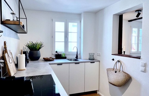 Ahrweiler Casa | AWARA HOME