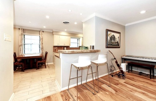 Westbury Casa | Rated Top Short Term Rental Properties in Houston on Airdna!