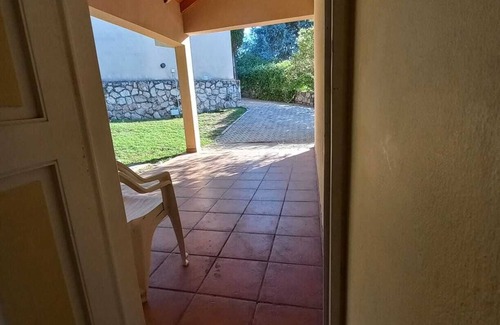 Yocsina Cabina | Lejos del ruido, inmerso en la calma, cerca de lo lindo. Cabaña y vista al lago.