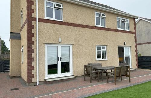 Cylch-Y-Garn Casa | Awel y Môr
