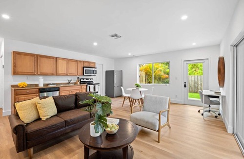 Sailboat Bend Apartamento | Awesome 1BR Apartment Sailboat