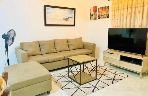 General Trias Apartamento | Awesome 2 bedrooms, living & dining area
