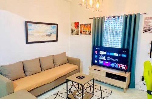 General Trias Apartamento | Awesome 2 bedrooms, living & dining area