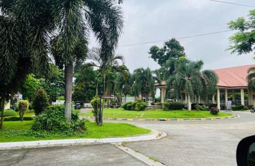 General Trias Apartamento | Awesome 2 bedrooms, living & dining area