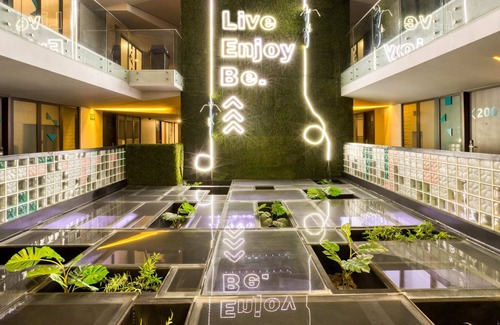 Zona Rio Apartamento | Awesome 2BR Apt w/Balcony | Gym+Lounge+Cinema