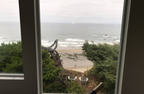Nelscott Casa | Awesome 3bd 2bath 1490 sqft house with amazing ocean view!