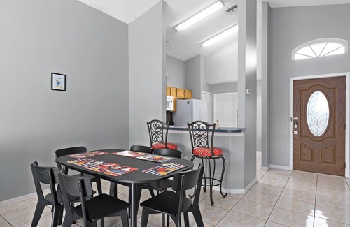 St. James Park Casa | Awesome 3BR/2BA Home, Private Pool (Extra Daily Charge to Heat), Disney Theme!