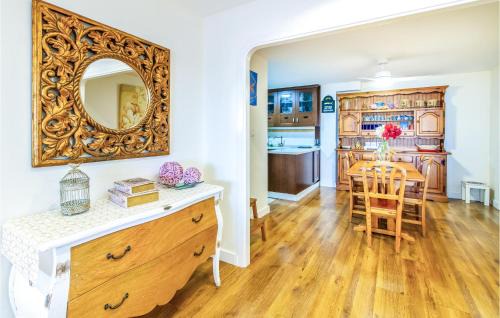 Aguilas Apartamento | Awesome Apartment In Águilas With Wifi