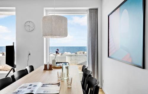 Tejn Casa | Awesome Apartment In Allinge With Wifi