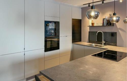 Bodo Apartamento | Awesome Apartment In Bodø With Wifi
