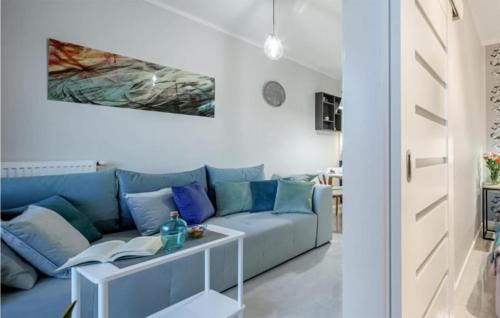 Dziwnow Apartamento | Awesome Apartment In Dziwnów With Wifi