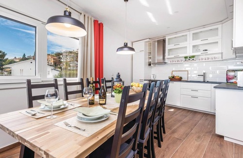 Pobri Apartamento | Impresionante apartamento en Opatija.