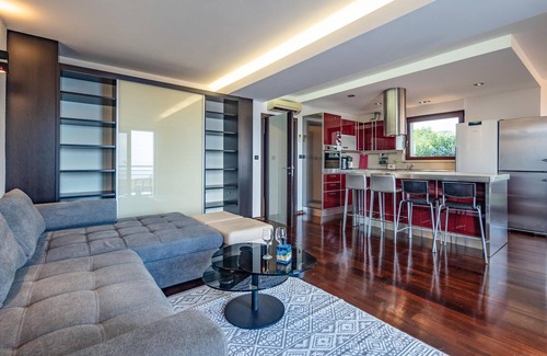 Volosko Apartamento | Impresionante apartamento en Opatija.