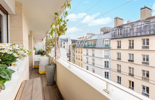7th Arrondissement Apartamento | Impresionante apartamento en París con.