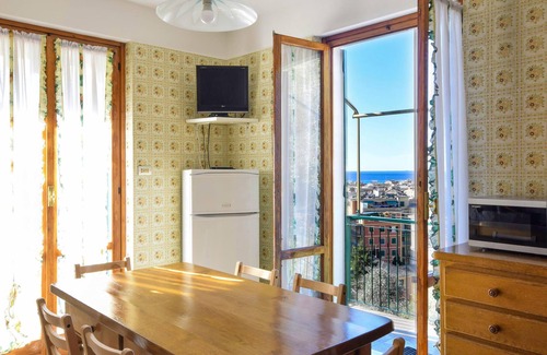Recco Apartamento | Impresionante apartamento en Recco con.