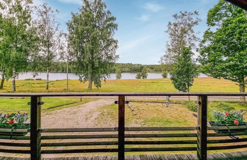 Fargelanda Apartamento | Impresionante apartamento en Färgelanda