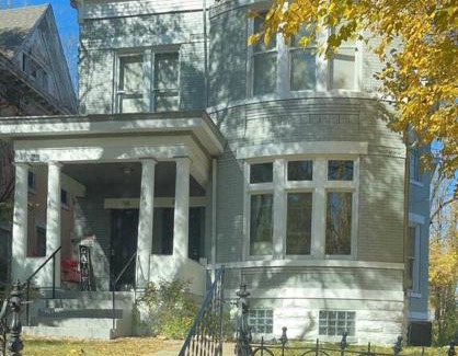 Walnut Hills Apartamento | Awesome Attic Studio Private Room 3A