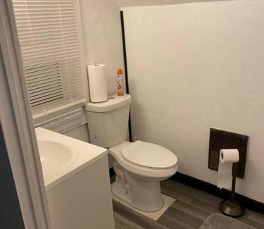 Walnut Hills Apartamento | Awesome Attic Studio Private Room 3A