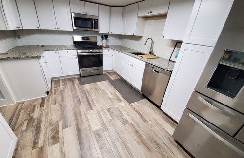 Fort Walton Beach Casa | Awesome Backyard in Family Walking & Biking Neighborhood! UPDATED LIKE NEW!