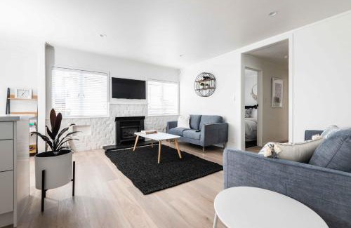 Mount Maunganui Apartamento | Awesome Beach House on Oceanview Road