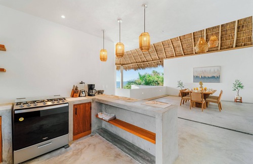 Higuera Blanca Casa | Awesome Beachfront Estate in Sayulita. Housekeeper and personal chef included.