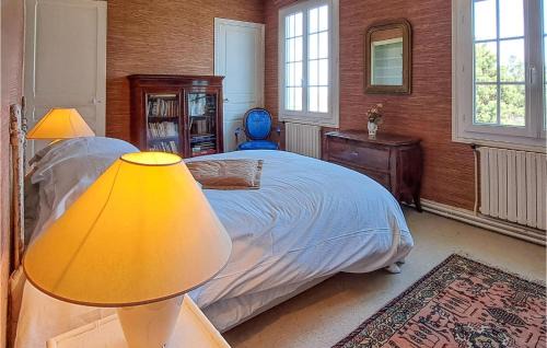 Benerville-sur-Mer Casa | Awesome Home In Benerville-Sur-Mer