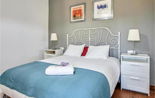 Constantina Casa | Awesome Home In Constantina With Wifi