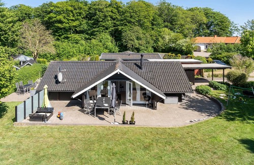 Hejlsminde Strand Casa | Casa acogedora en Hejls con cocina