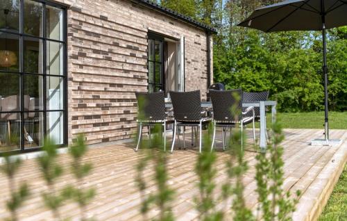 Hovborg Casa | Awesome Home In Hovborg With Kitchen