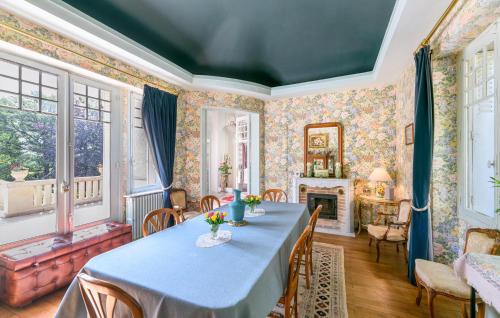 Lencloitre Casa | Awesome Home In Lencloître