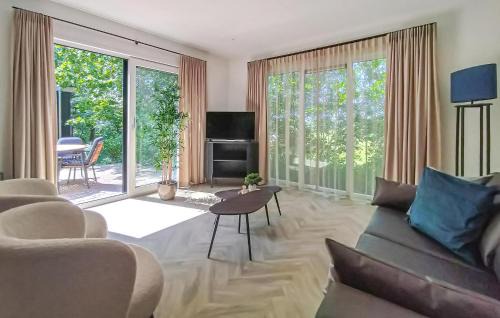 Oosterwolde Casa | Awesome Home In Oosterwolde With Wifi