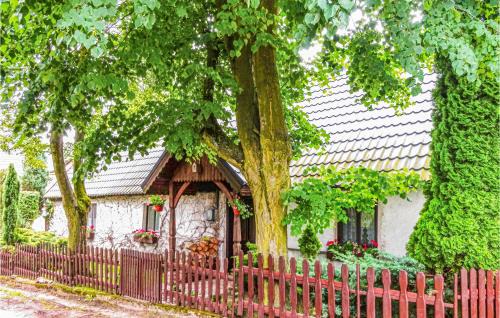 Pleszew Casa | Awesome Home In Pleszew With Wifi