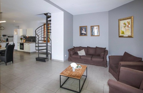 Privas Casa | Impresionante casa en Privas con sauna