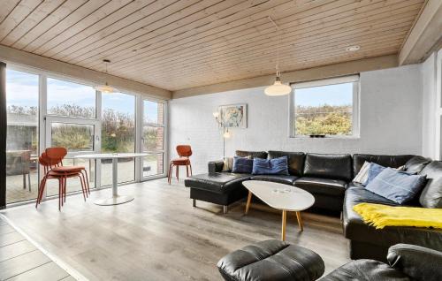 Houvig Casa | Awesome Home In Ringkøbing With Wifi