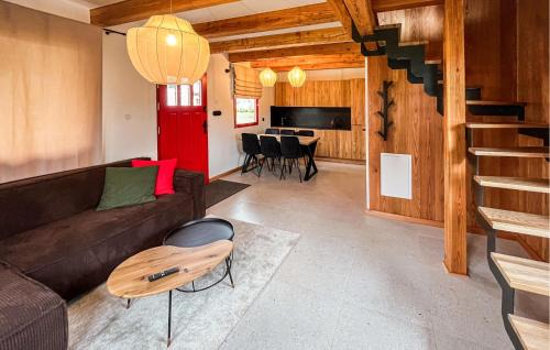 Debina Casa | Awesome Home In Rowy With Wifi