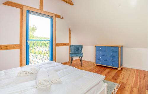 Debina Casa | Awesome Home In Rowy With Wifi