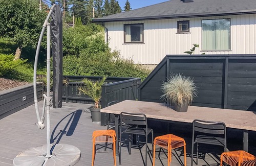 Sandvika Casa | Impresionante casa en Sandvika con WiFi