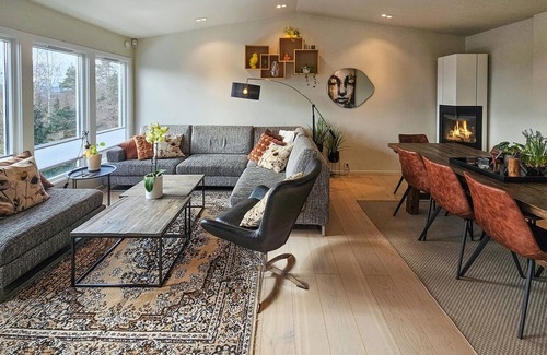Sandvika Casa | Impresionante casa en Sandvika con WiFi