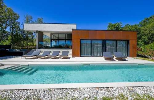 Sorici Casa | Impresionante casa en Sorici